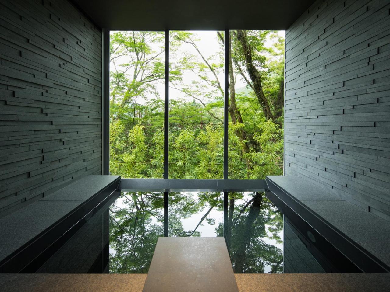 Barhotel 箱根香山 ホテル 4*