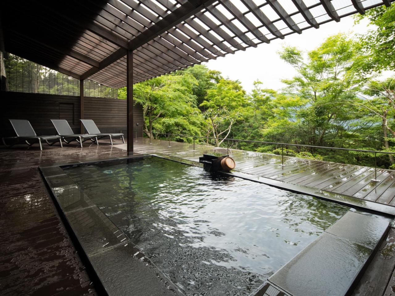 Barhotel 箱根香山 4*