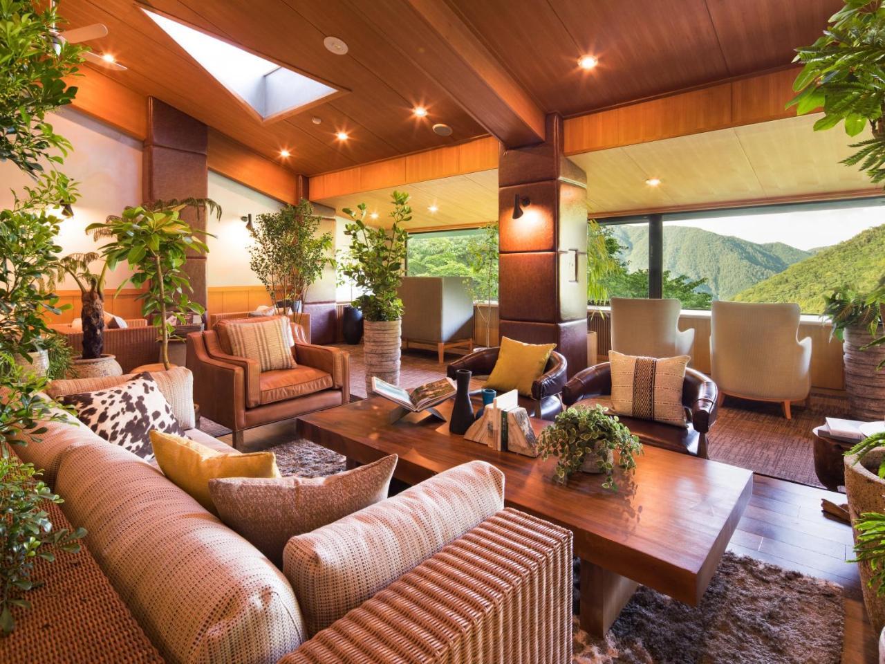 Barhotel 箱根香山 4*