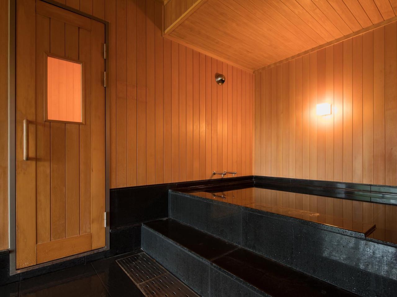 ホテル Barhotel 箱根香山 箱根町