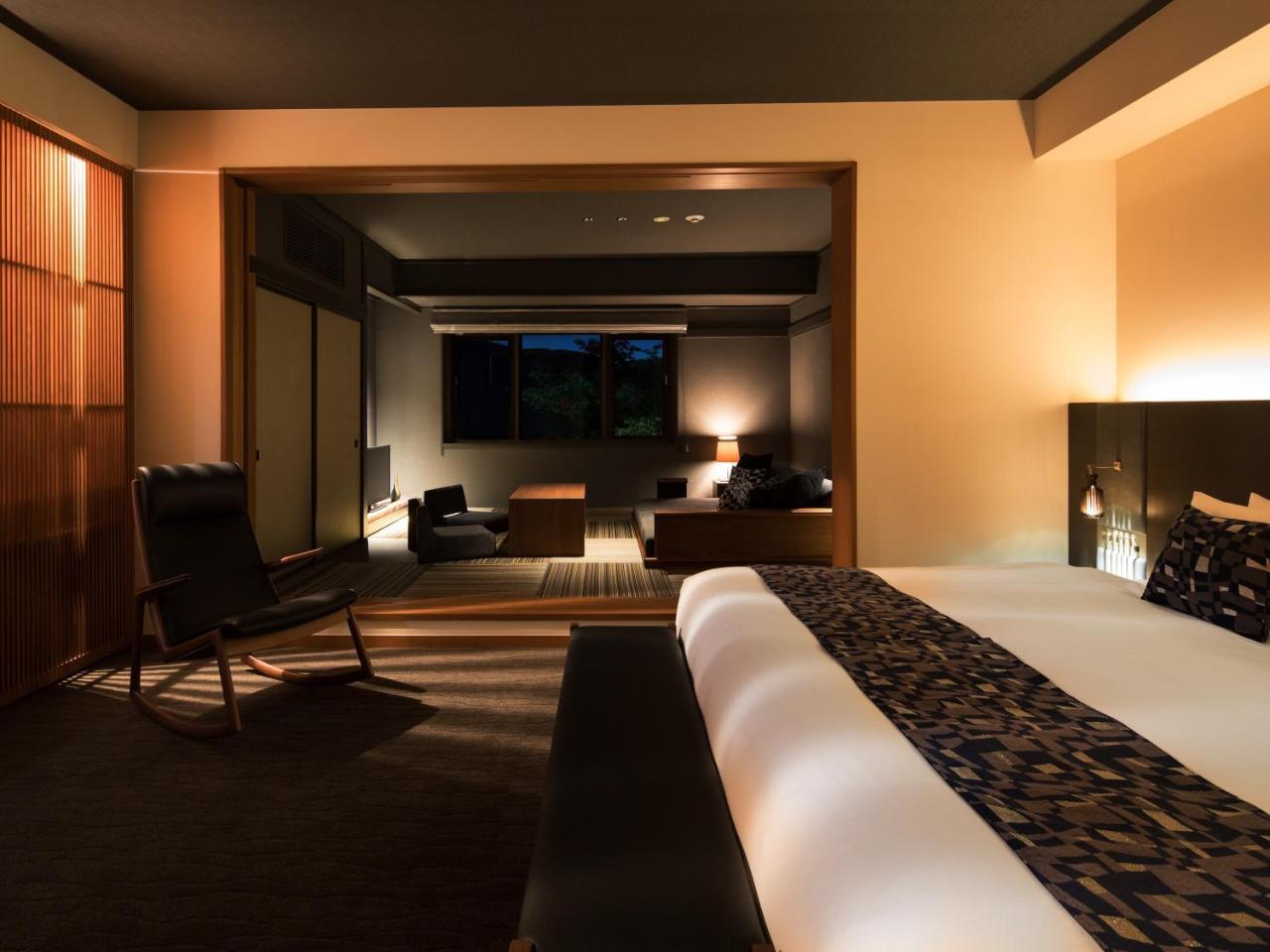 ホテル Barhotel 箱根香山 箱根町