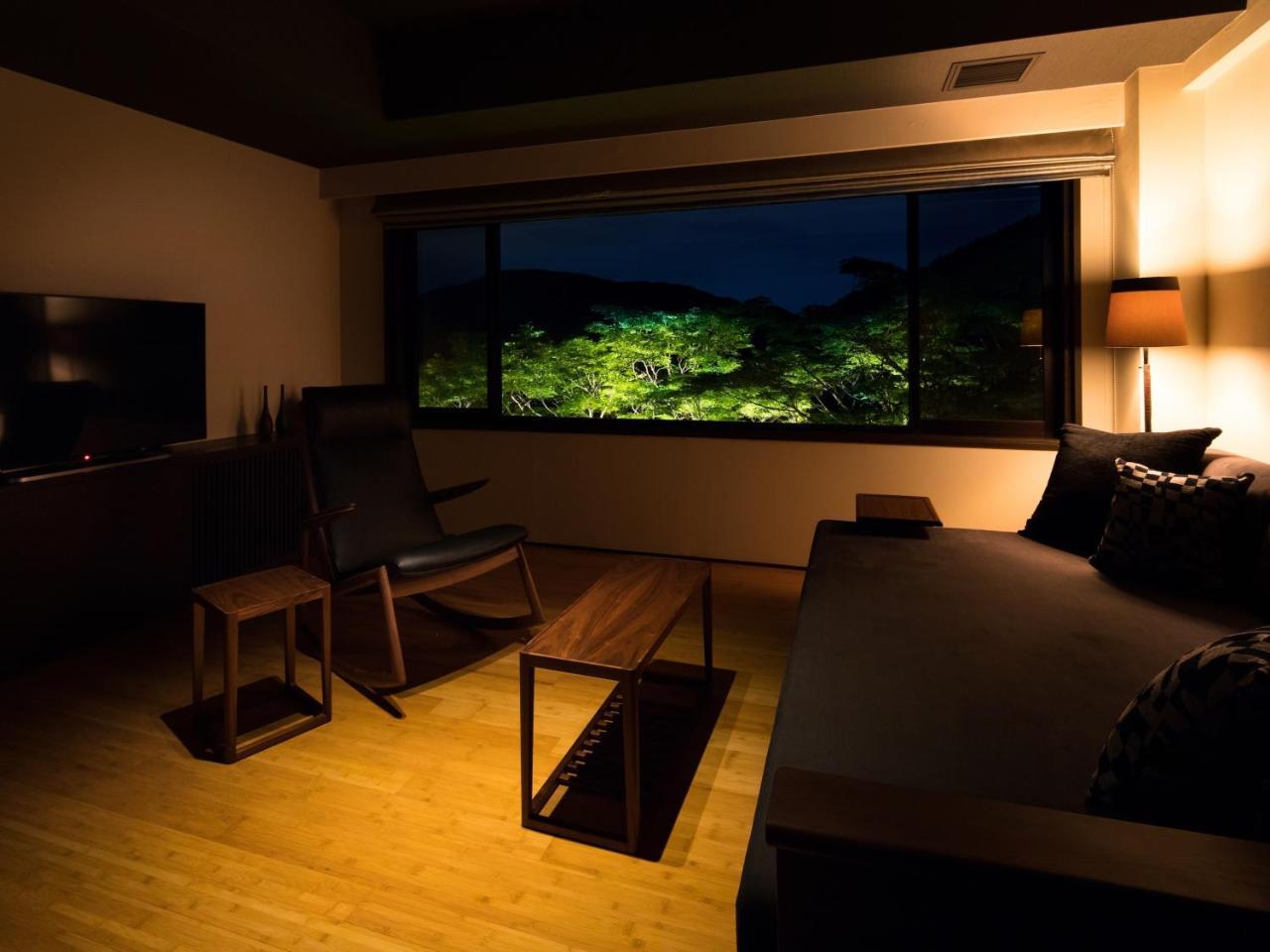 ホテル Barhotel 箱根香山