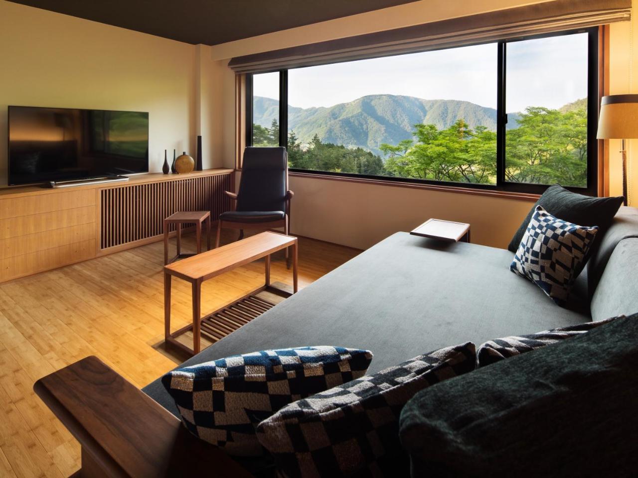 Barhotel 箱根香山 ホテル 4*