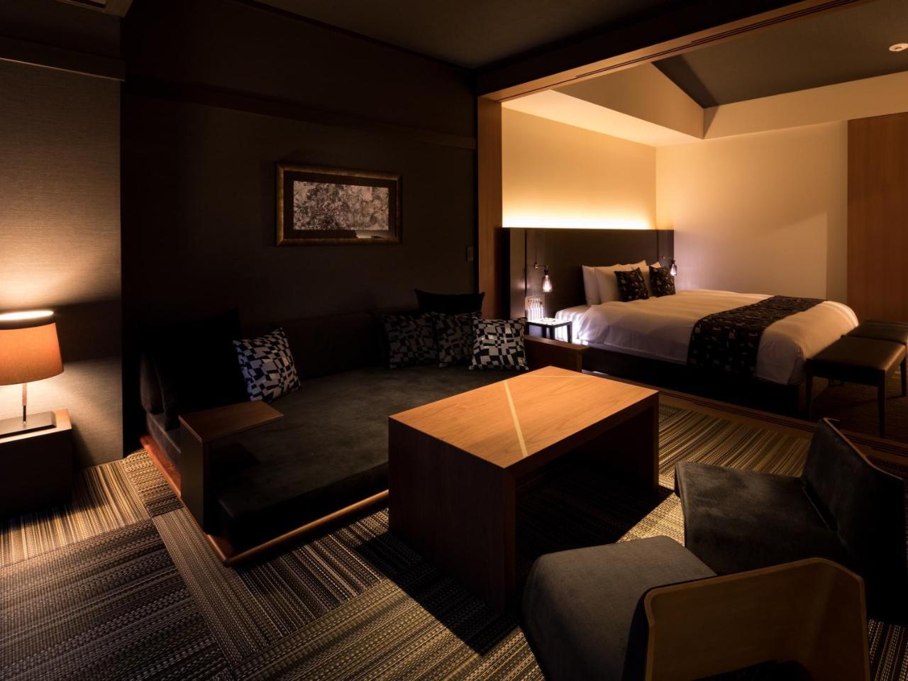 Barhotel 箱根香山 ホテル