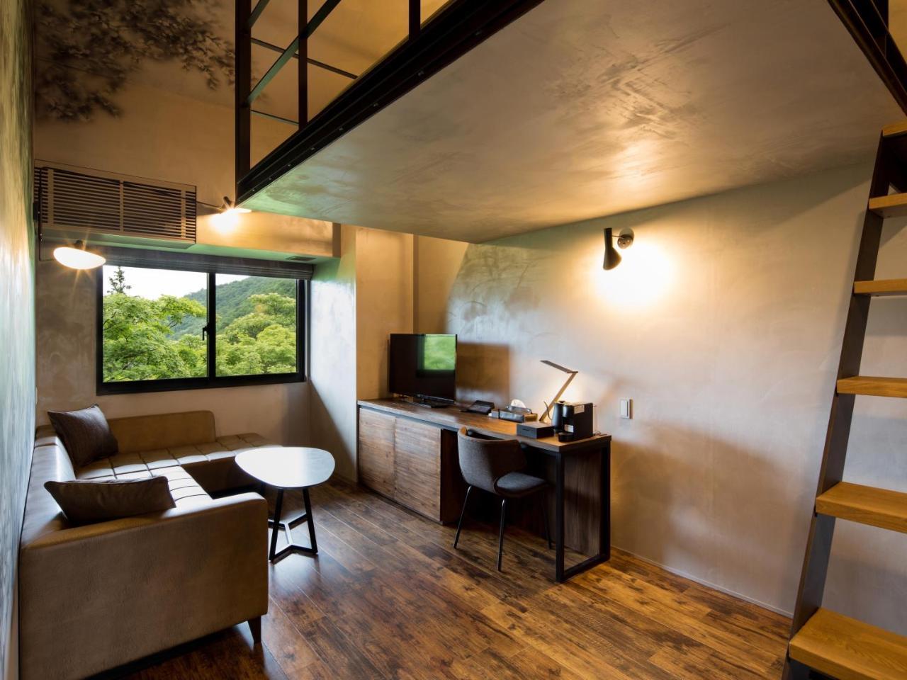 Barhotel 箱根香山 4* 箱根町